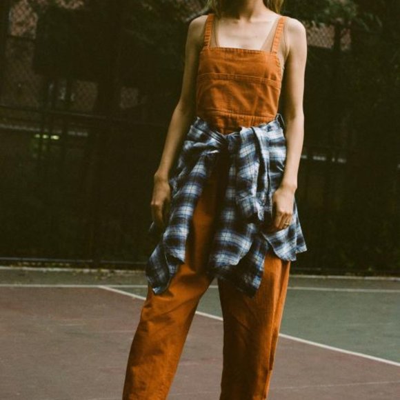 UO Cooper Apron Front Jumpsuit Sz L - Picture 2 of 7